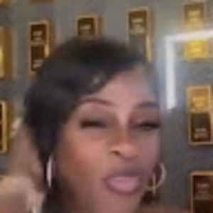 Meet your Posher, Atinuke